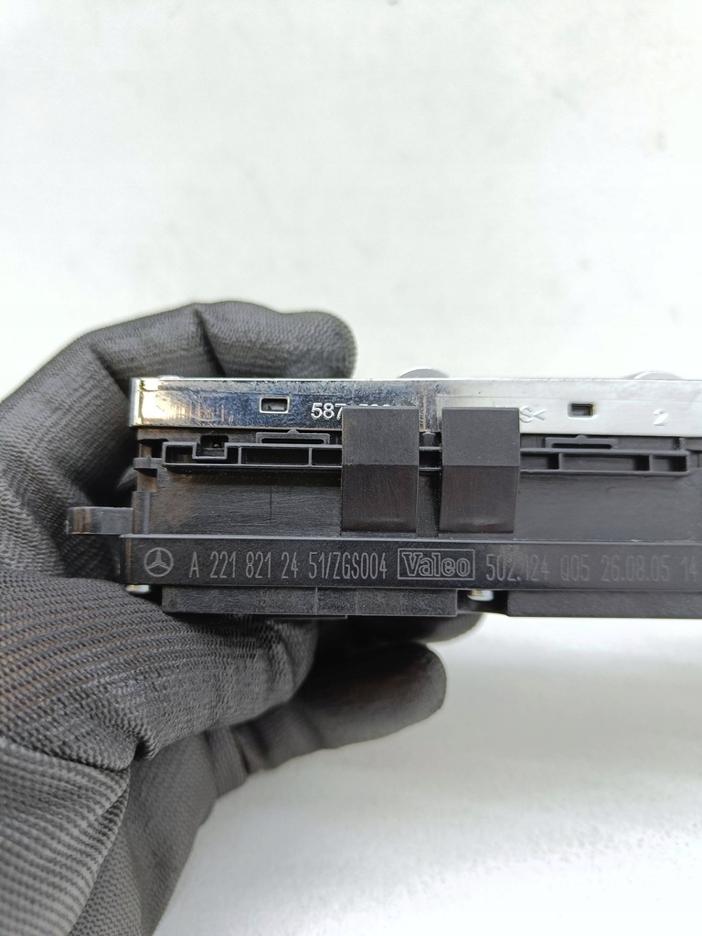 фото №8, Mercedes-benz s w221 2007 перед сторона левая кнопки окон