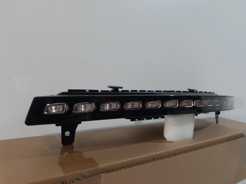 фото №1, Audi q7 4l lci s-line поворотник led l - 13327