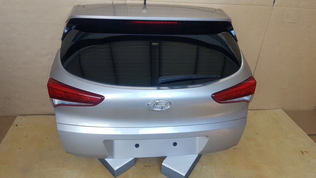 фото №1, Hyundai tucson ii 2017 крышка багажника бампер задняя y3y