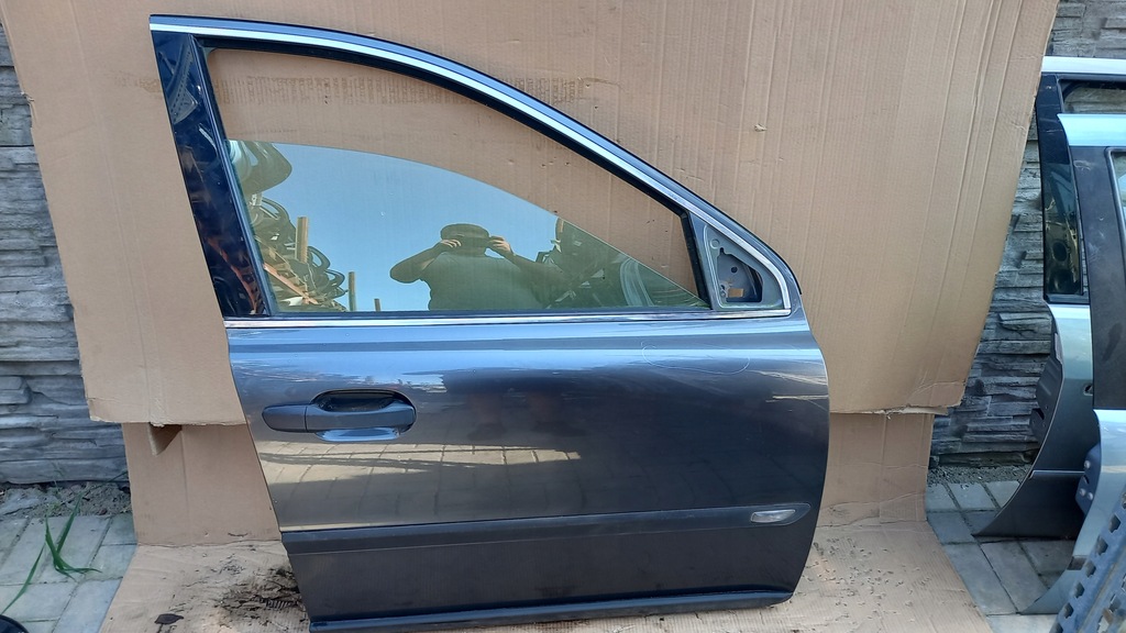 фото №1, Двері перед передні праве volvo xc90 02-14r