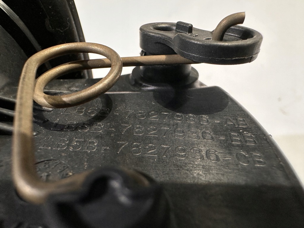 фото №13, Крышка заливной топлива замок разъём комплект ford explorer vi 2020+