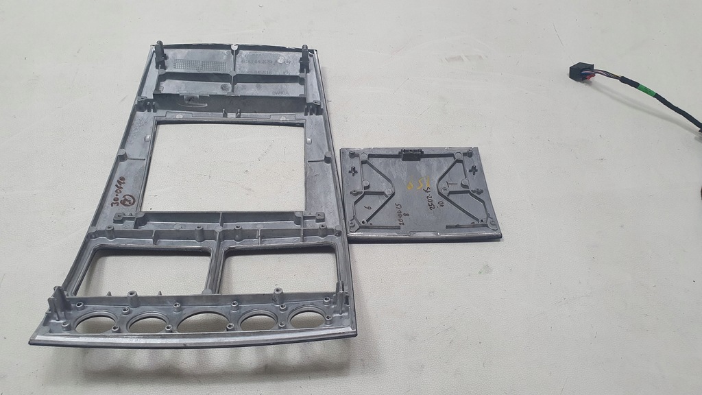 фото №15, Панель кондиционера aston martin dbs db9 vantage