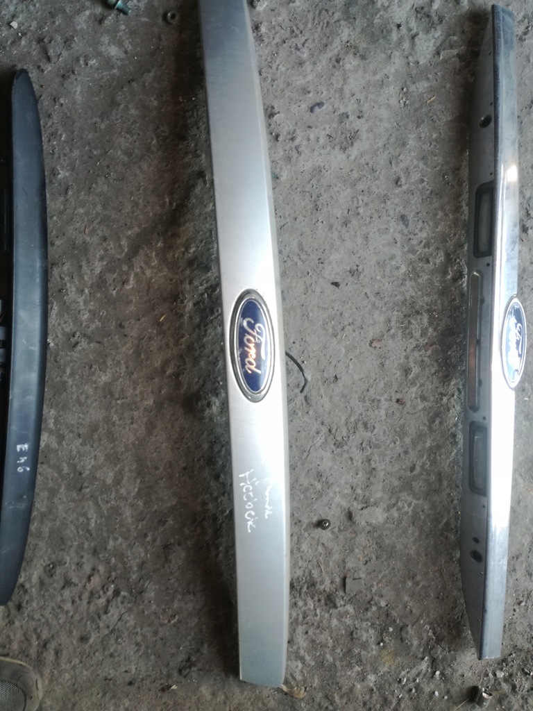 фото №1, Накладка молдинг кришки mondeo mk3