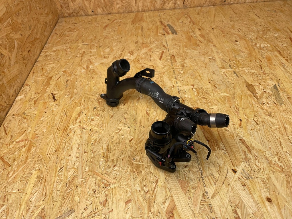 фото №8, Корпус термостата wąż шланг труба wody jaguar f-pace e-pace m4d3-8575-ab