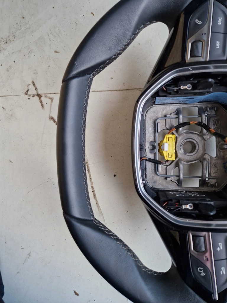 фото №6, Повітропровід шкіра мультифункція peugeot 5008 508 ii