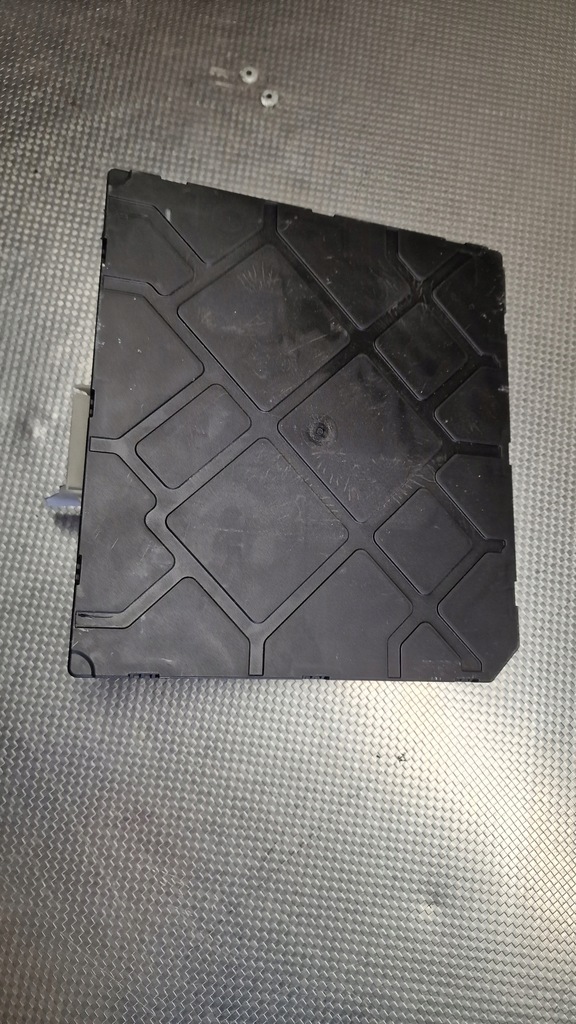 фото №1, Vw t-roc модуль блок управления bcm 5q0937084dr