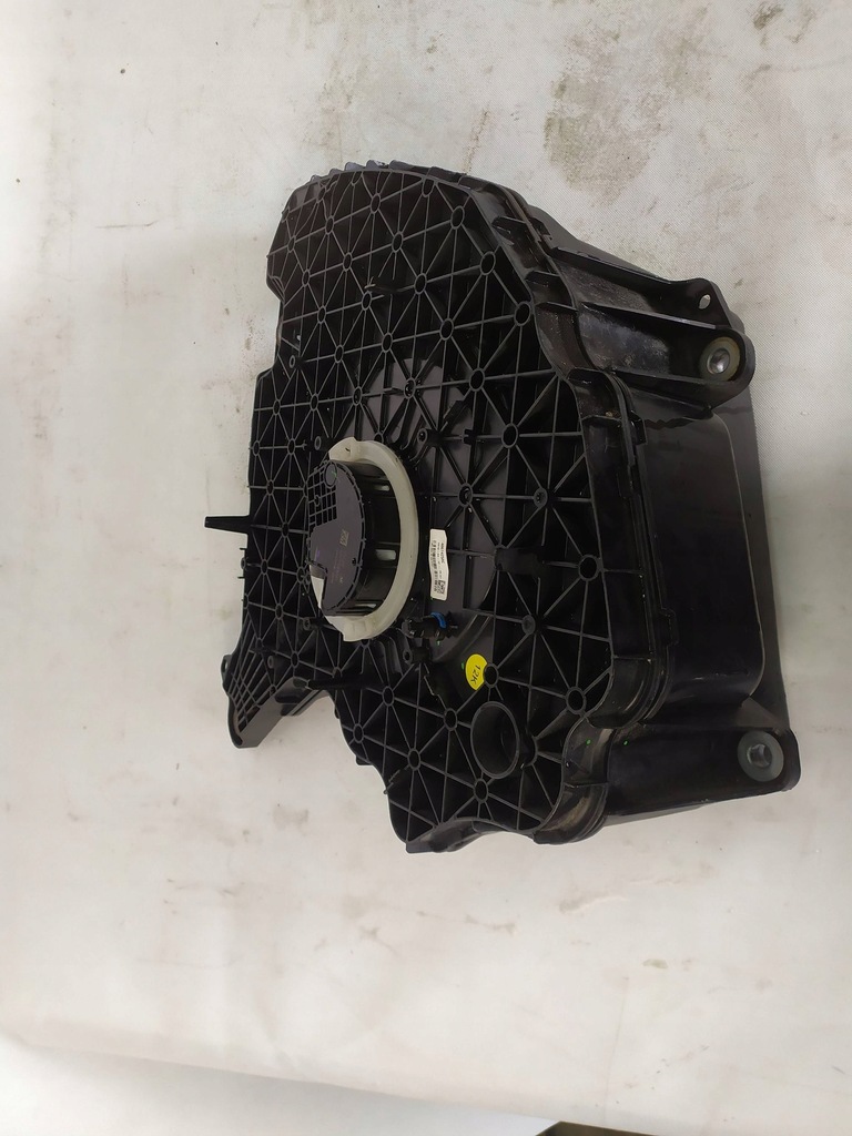 фото №14, Бак рідина adblue audi a4 b9 8w0131878