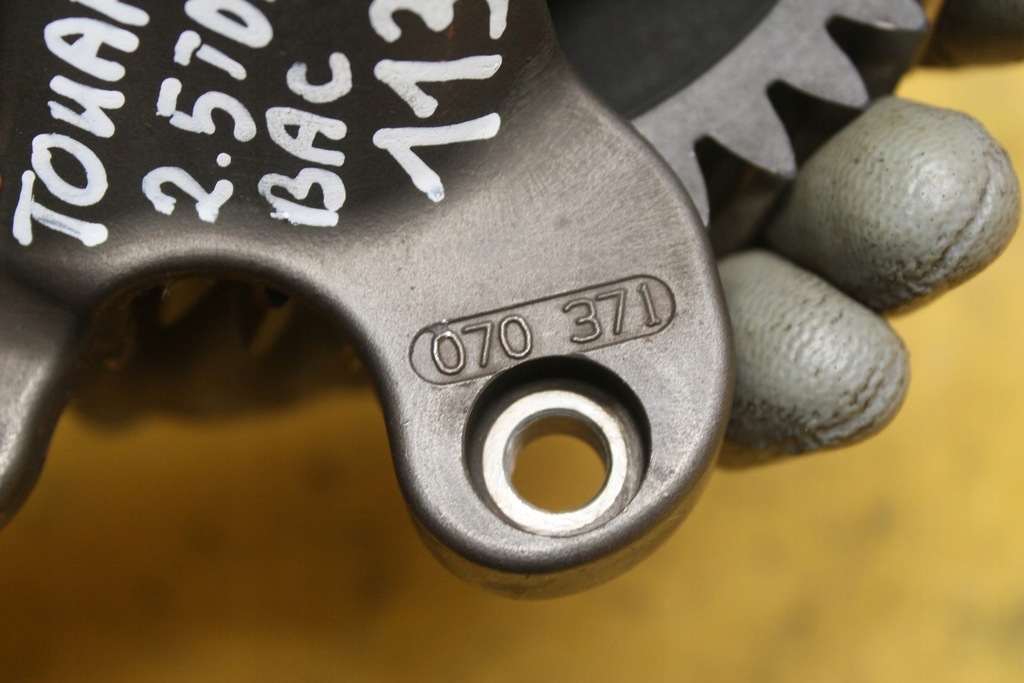 фото №8, Колесо зубчасте розподільного валу 070109237c touareg 2.5tdi bac