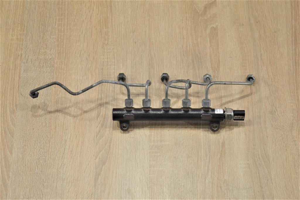 фото №1, Молдинг впрыскная captiva antara 2.2