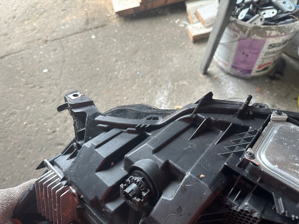 фото №3, Лампа renault talisman pure led full правая