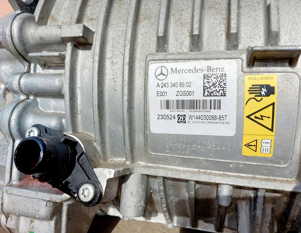 фото №9, Mercedes eqb n243 x243 23r. двигатель электрический перед a2433408902