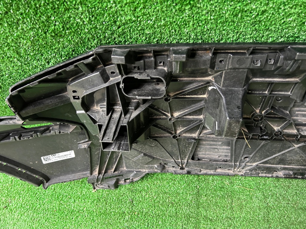 фото №10, Audi q4 e-tron решітка радіатора решітка радіатора бампера підсилювач 89a807725 89a807233