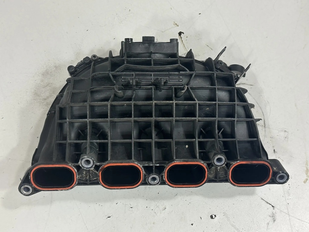 фото №1, Bmw 3 f30 f35 f31 2013 колектори впускні