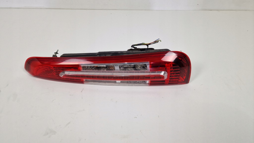 фото №1, Ford cmax c-max lift led лампа задняя правая org. ładna