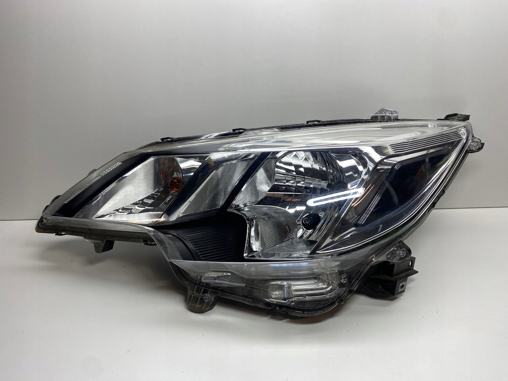 фото №1, Mitsubishi space star ii lift лампа ліва лівий перед передня 8301d445