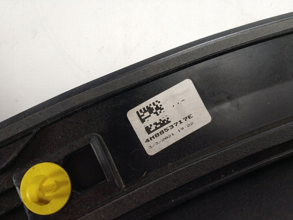 фото №7, Audi rsq8 s-line q8 4m8 молдинг крыла перед передняя левая 4m8853717e