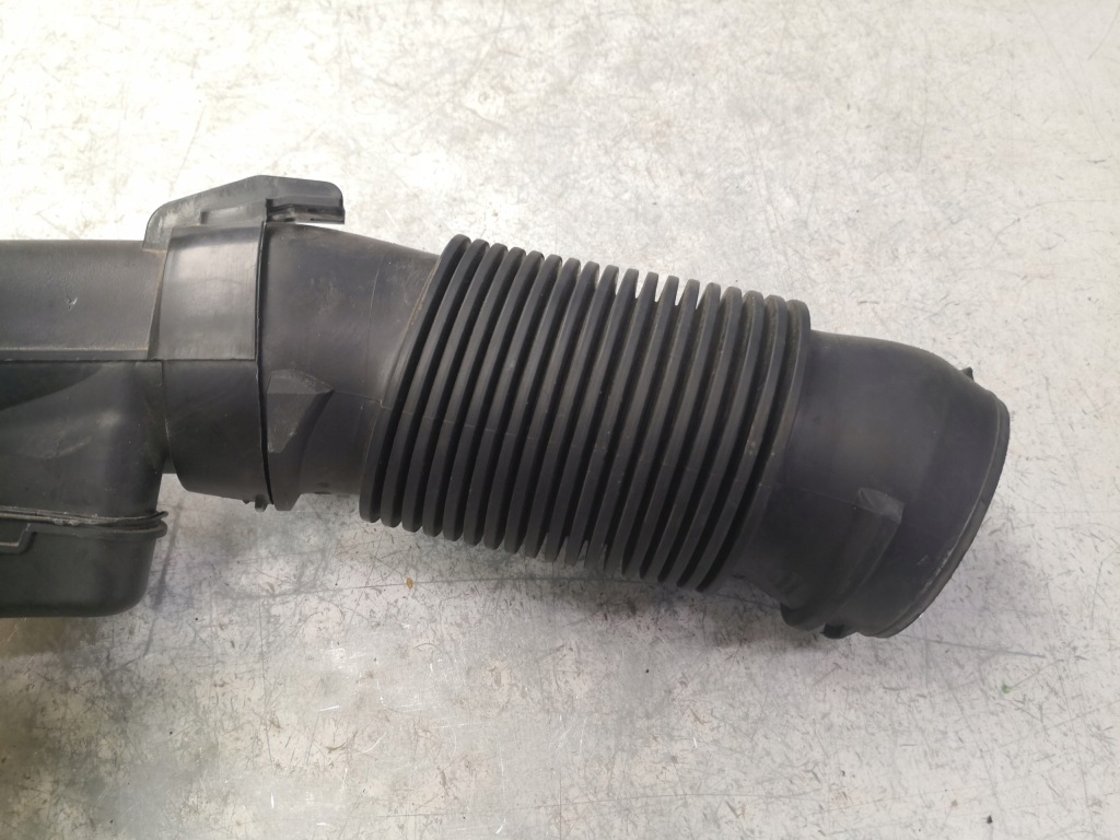 фото №4, Корпус резонатор peugeot 207 sw 9672709380