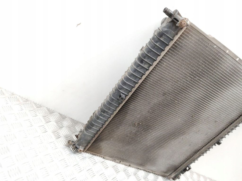 2015 ssangyong rexton i радіатор води 2131008j20 в Україні