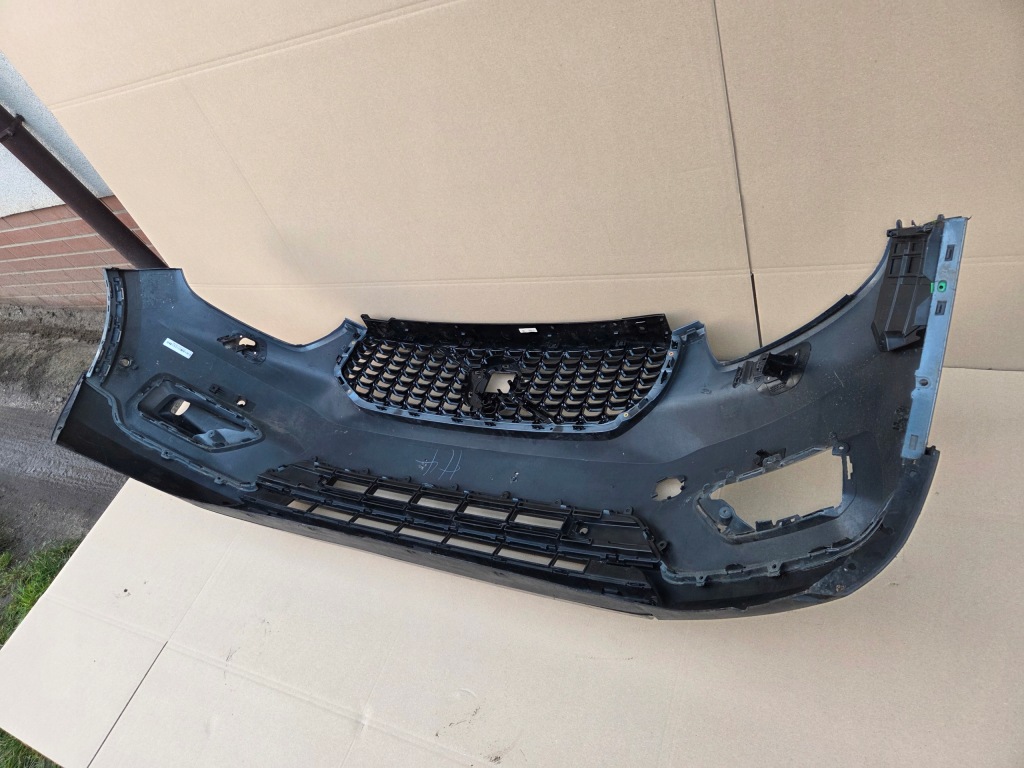 Volvo xc40 r-design 17- бампер передний super Недорого