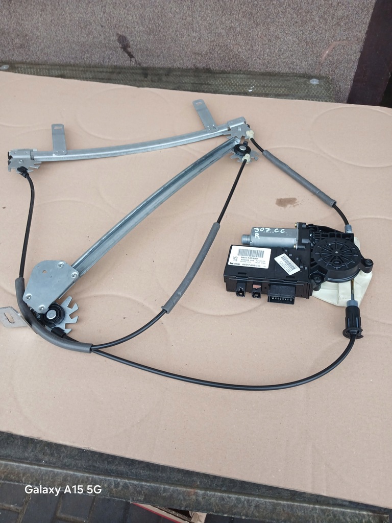 фото №1, Подъемник стекло правый перед с модуль peugeot 307 cc 307cc