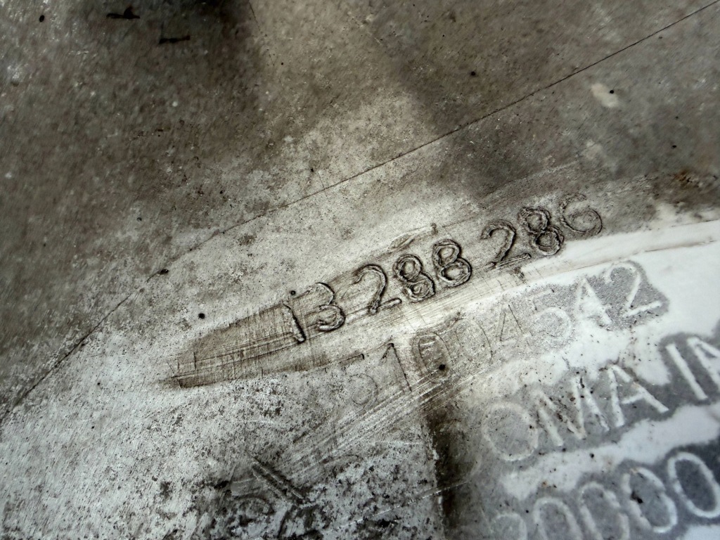 Купити Бампер передній перед opel insignia a pdc ксенон омивачі 13288286