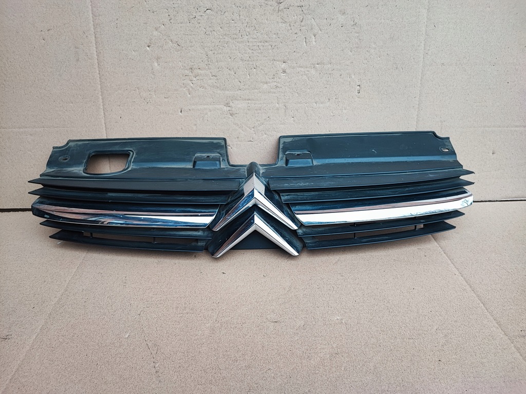 фото №1, Citroen c5 04r решётка радиатора решётка радиатора