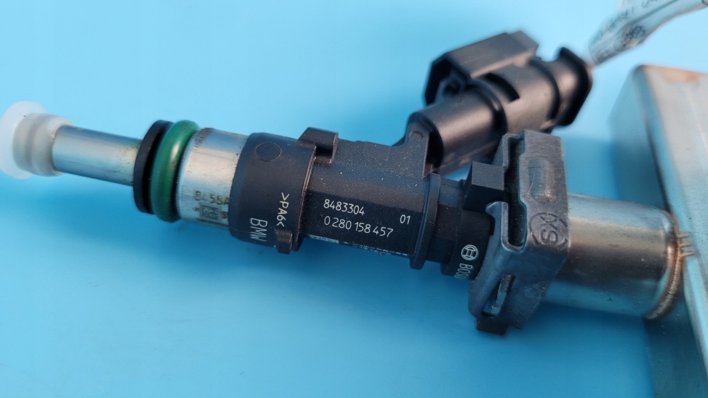 фото №12, Bmw x1 u11 sdrive18i 1.5 23r молдинг впрыскная форсунка 8489638 8483304