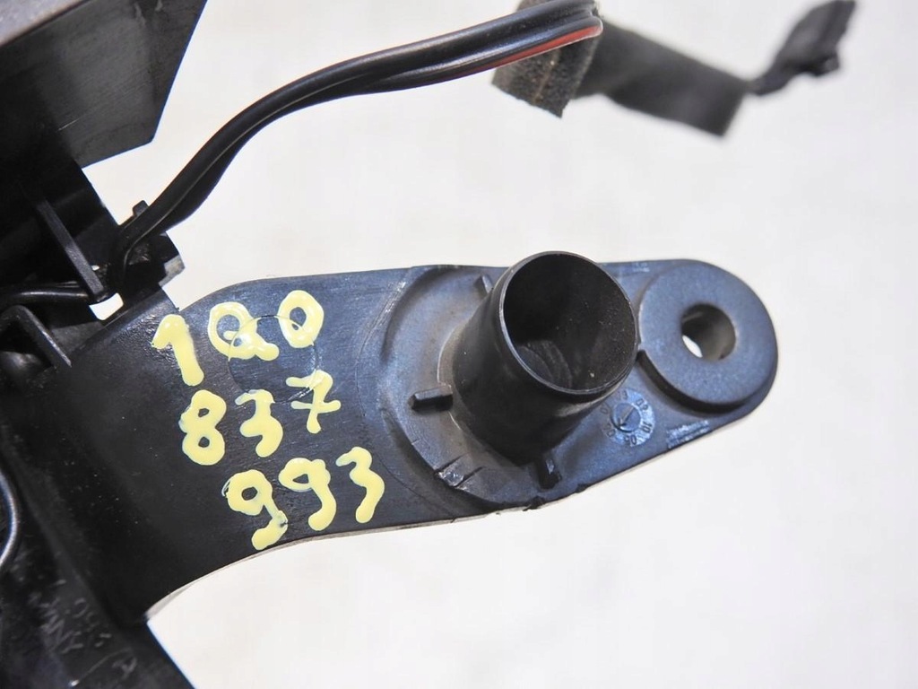 фото №6, Трикутник захист дзеркало ліва динамік vw eos 1q0837993