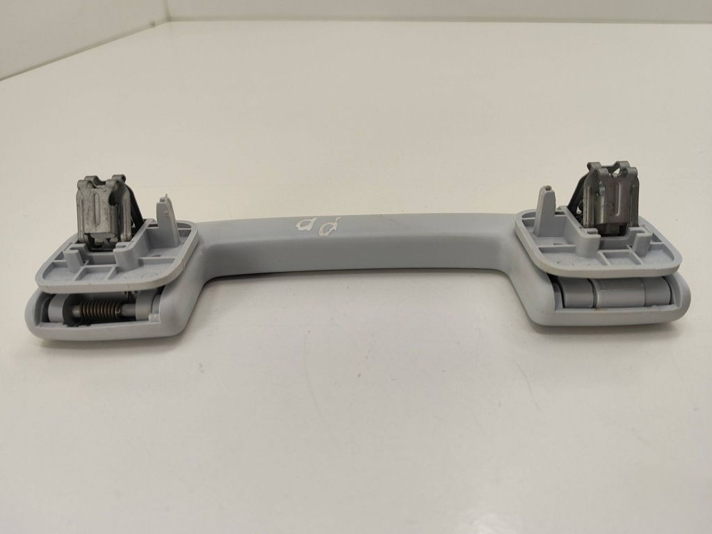 Peugeot 5008 2 2019 перед сторона правая держатель / ручка потолочная передняя Недорого