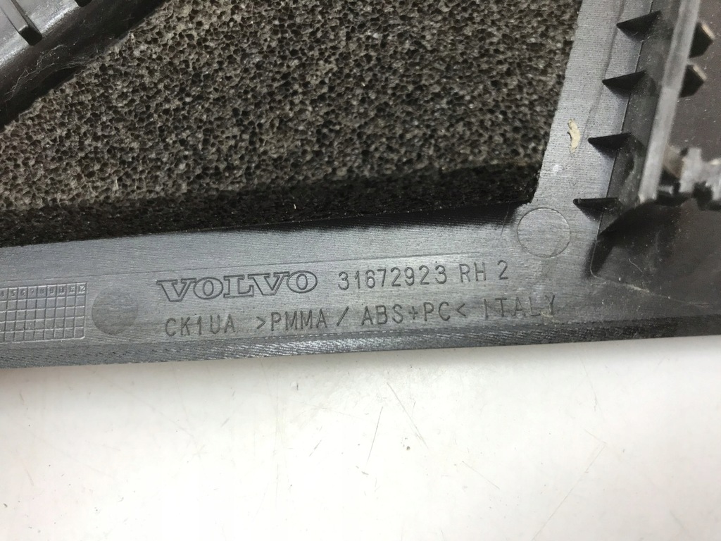 фото №7, Трикутник захист двері правий перед 31672923 volvo xc60 ii 17-