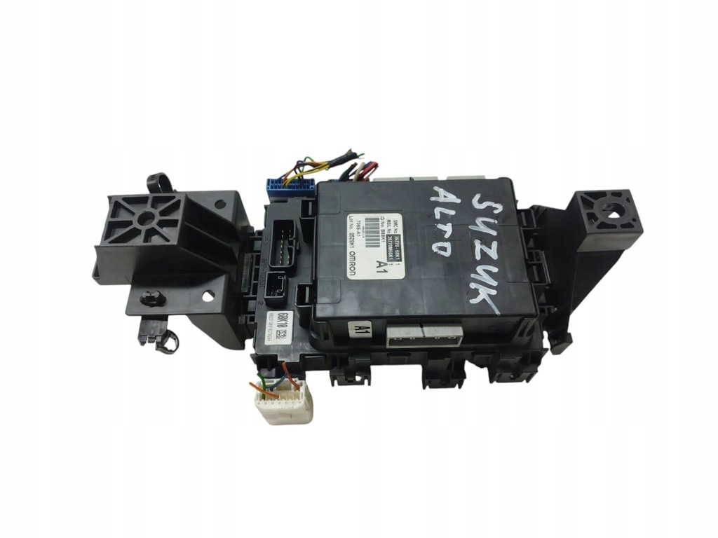 фото №8, 2010 suzuki alto рамка / модуль предохранителей 36770m68k1