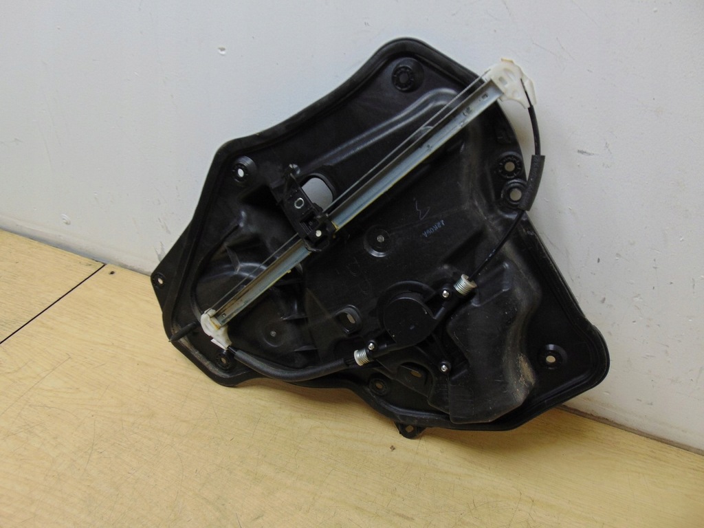 фото №6, Механизм стекло правый задняя mazda 6 gj europa