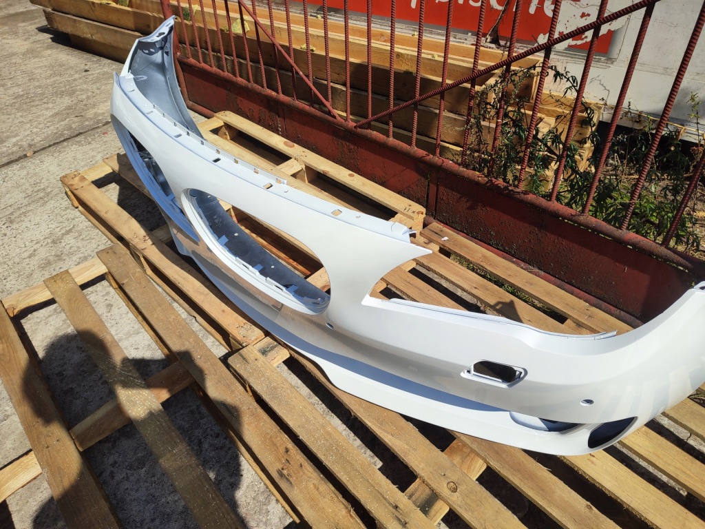 фото №10, Бампер перед bmw 7 f01 f02 07.12-01.16r lift ксенон 4 pdc +1 лак a300