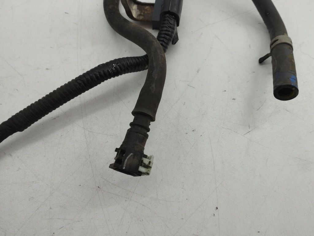 Lexus nx шланг паливний 2017 8241278050d Зі Шроту