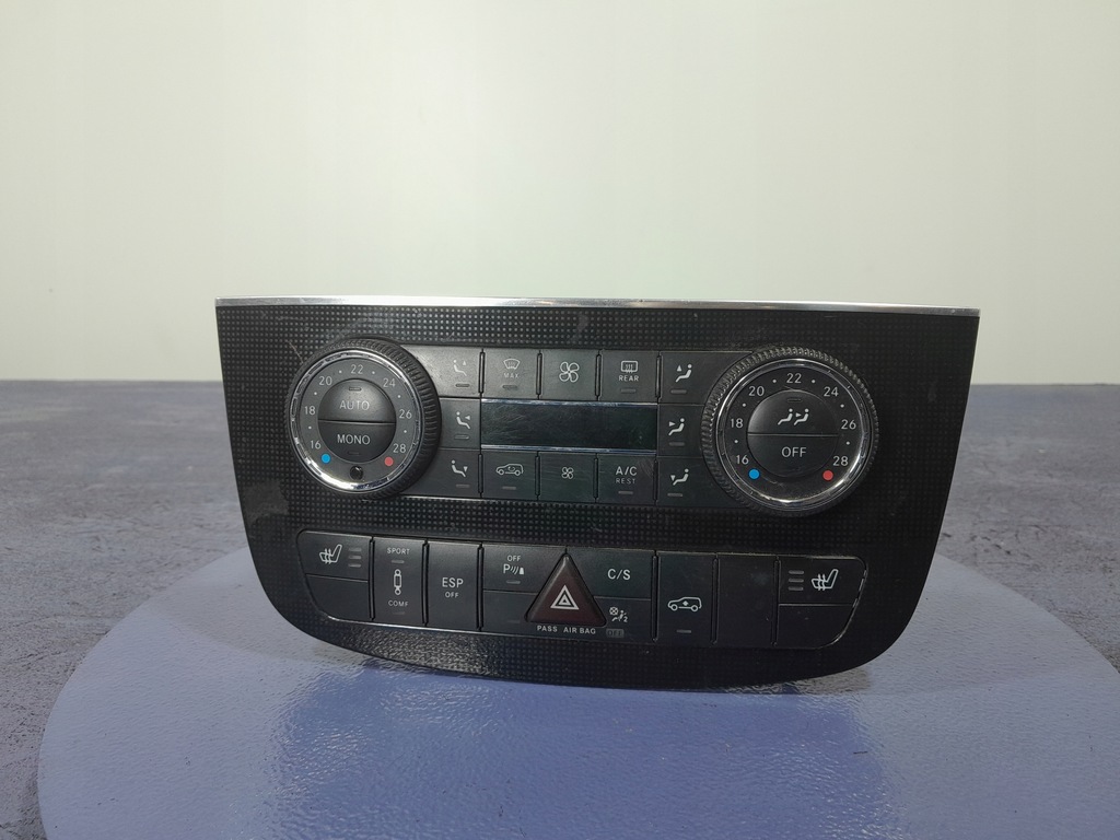 фото №1, Mercedes r w251 панель перемикач кондиціонера обдув a2518702289