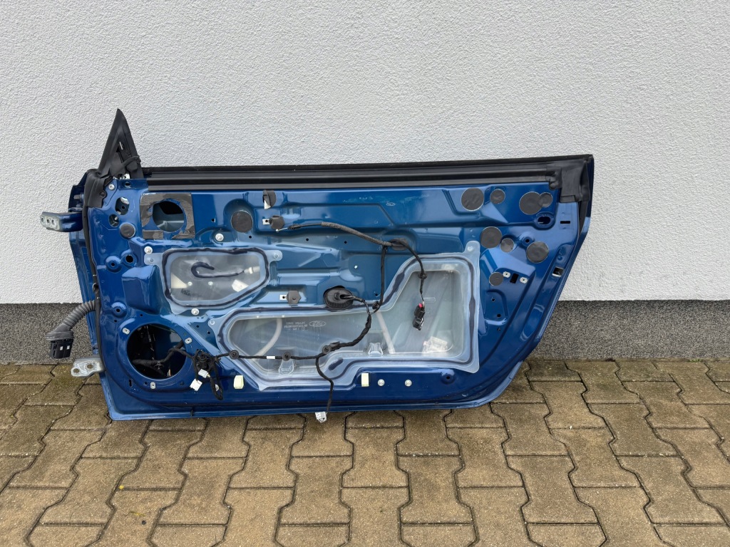 Купити Ford mustang праве  дверей 2015+ комплектна  ідеальне