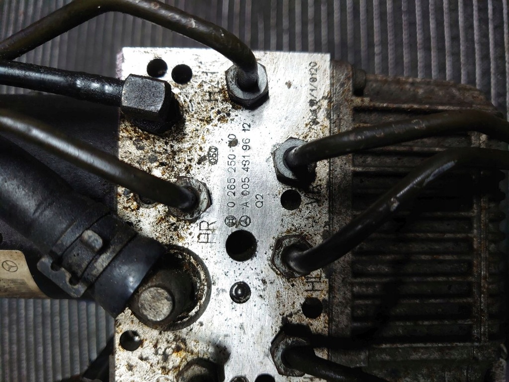 фото №6, Штекер насоса abs sbc mercedes e-klasa w211