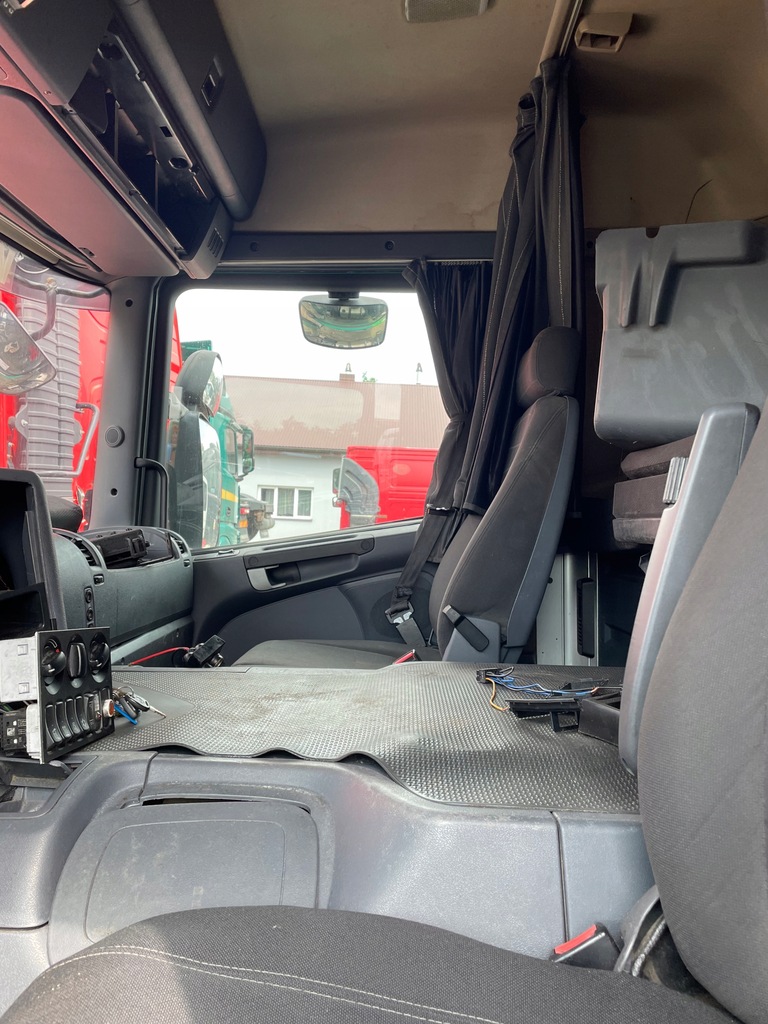 фото №11, Scania p 450 кабіна комплектна