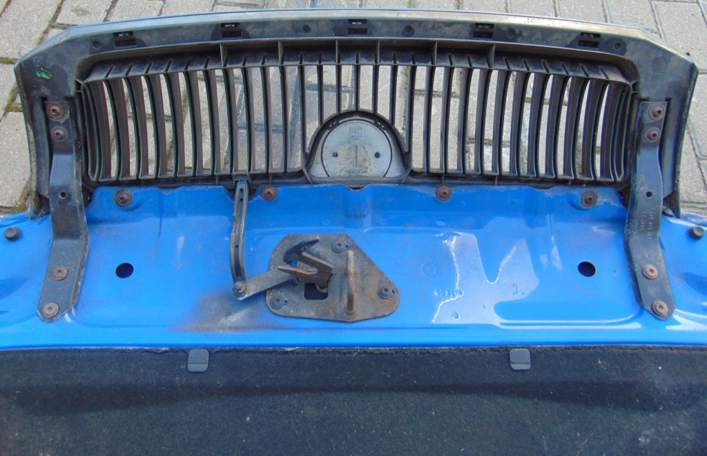 фото №15, Капот решётка радиатора петли skoda fabia 1 i europa