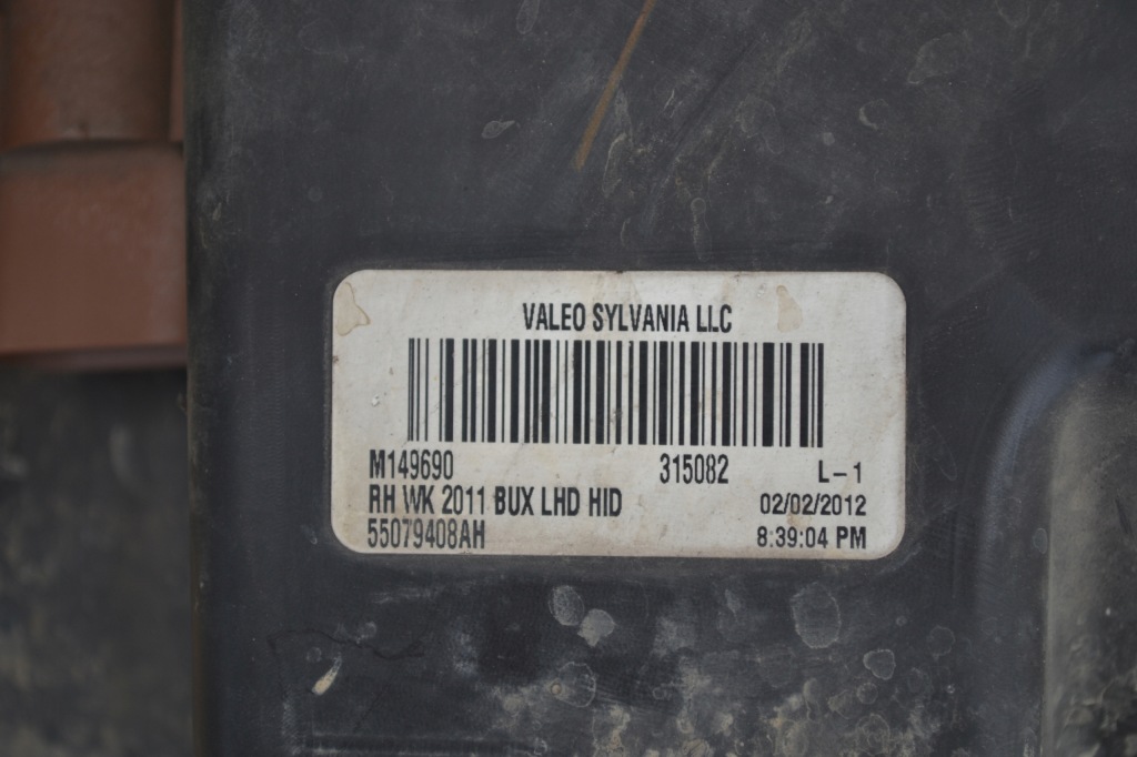 фото №11, Лампа правый перед правая grand cherokee wk2 ксенон e