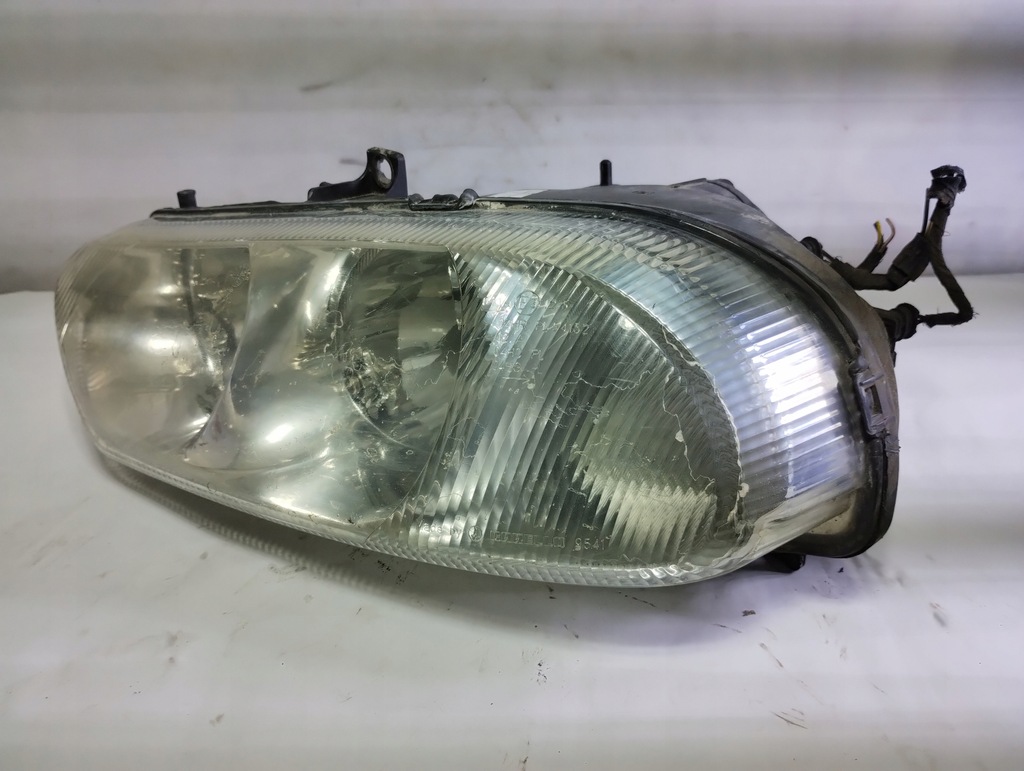 фото №2, Alfa romeo 156 лампа левая перед ładna 60620135