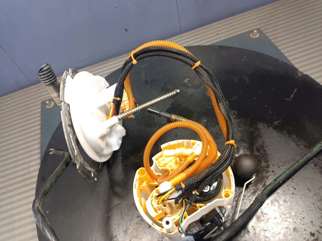 фото №4, Alfa romeo giulia 2.0t насос топливная 00505671960