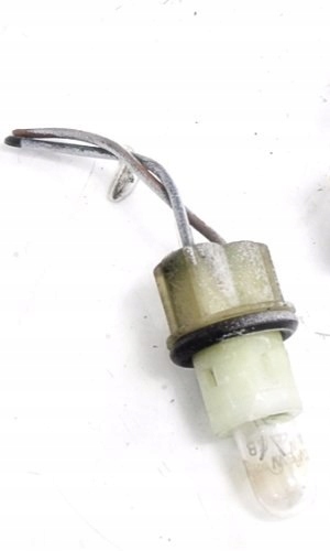 Купить Цоколь лампочка mercedes vito w638