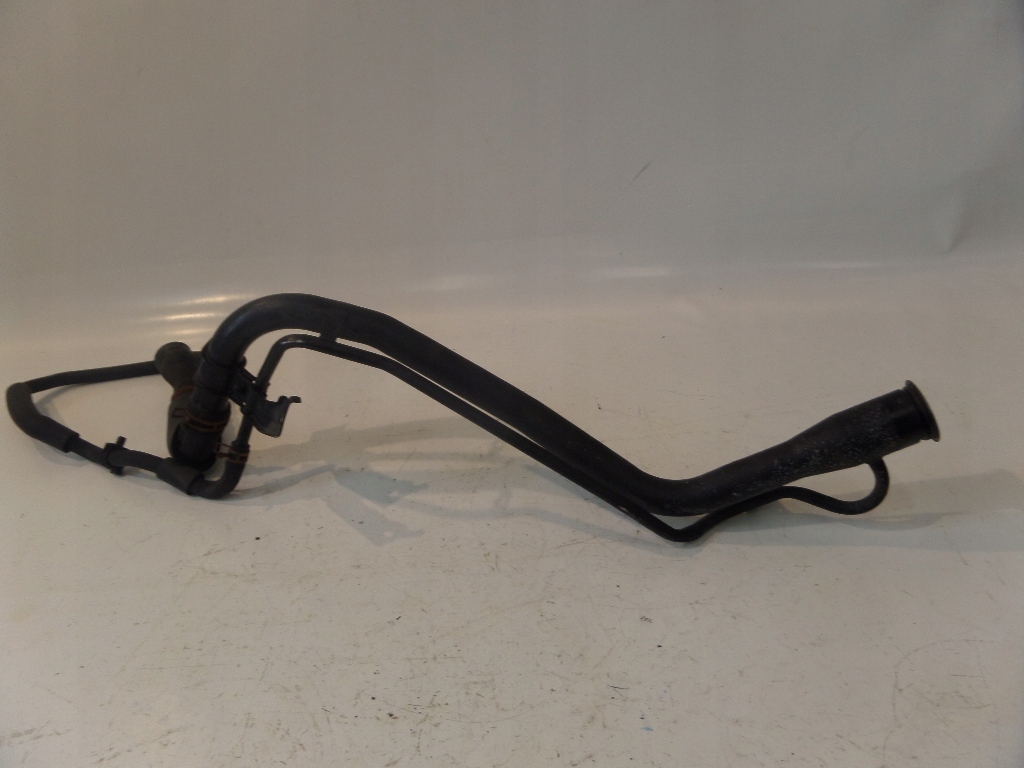 фото №2, Honda insight 09- заливна горловина пального