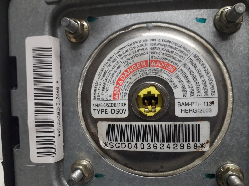 фото №9, Nissan micra k12 03- панель приладів консоль подушки безпеки датчик подушка безпеки ремені перед