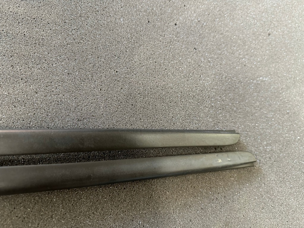 фото №5, Молдинг накладки стекло лобовое a6 c8 оригинал idealne 4k0