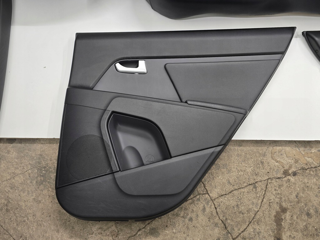 фото №14, Kia sportage iii 14r сиденья заднее сиденье обшивки