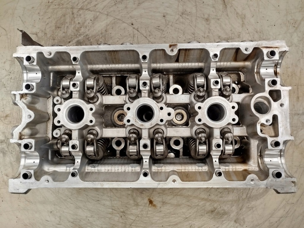 фото №10, Головка двигуна mitsubishi galant 2.0 16v 6a12