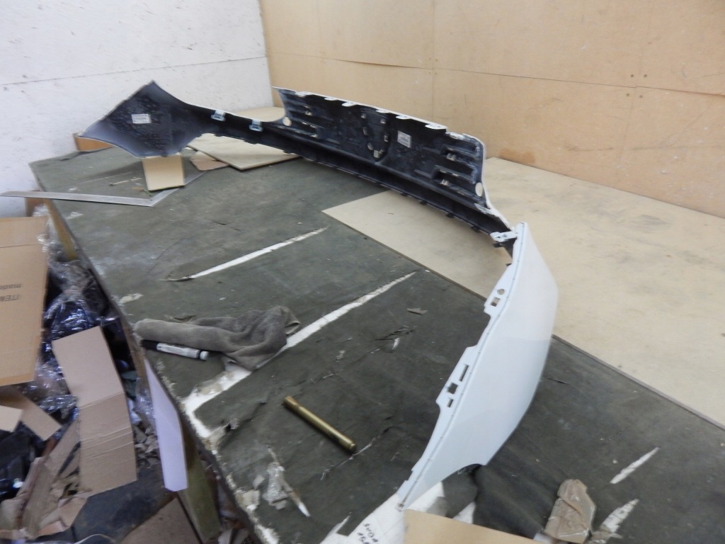 Peugeot expert 3 рестайлинг  2024 бампер передний перед 9856189380 оригинал eu Недорого