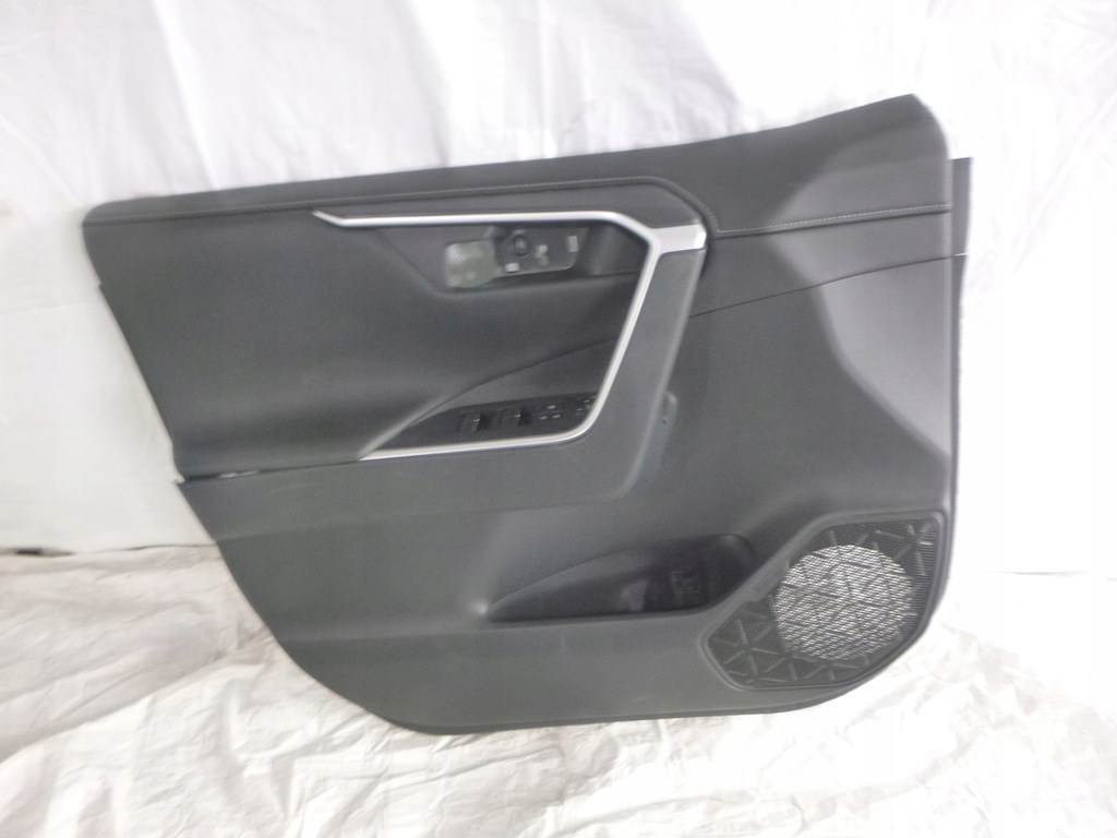 фото №1, Toyota rav4 v обшивка двері лівий перед 2019-